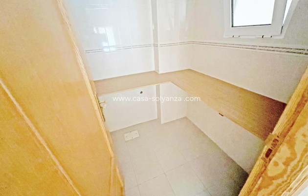 Revente - Commercial - Guardamar del Segura - Pueblo