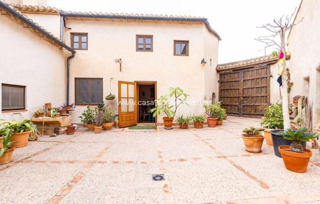 Resale - Townhouse - Los Martinez Del Puerto - Los Martínez Del Puerto