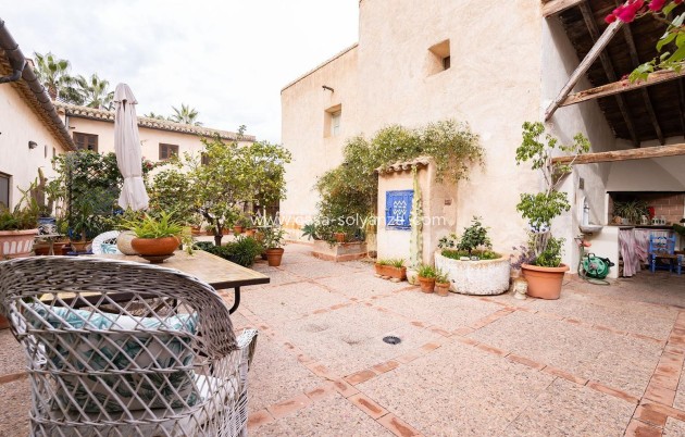 Resale - Townhouse - Los Martinez Del Puerto - Los Martínez Del Puerto