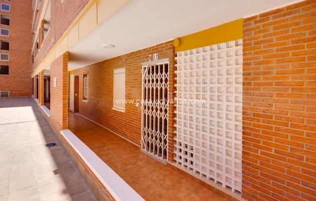 Revente - Appartement - Torrevieja - Playa De Los Naufragos