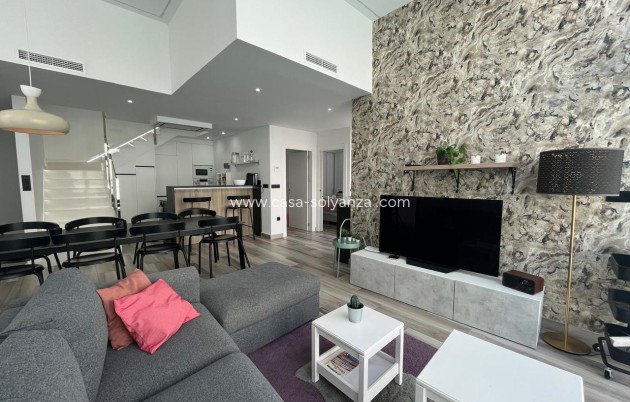 Wiederverkauf - Villa - Los Altos