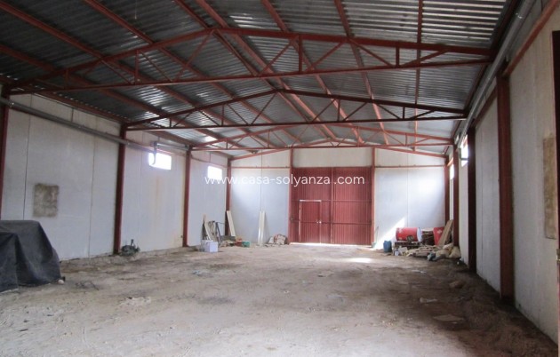 Revente - Land - Yecla - Inland