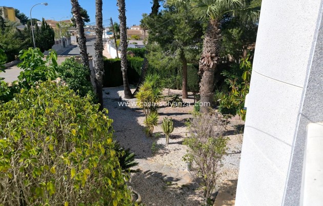 Herverkoop - Villa - Torrevieja - La Siesta