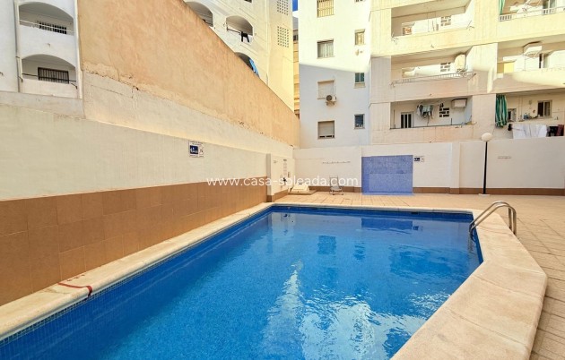 Wiederverkauf - Wohnung - Torrevieja - Playa de los Locos