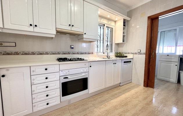 Revente - Villa - San Miguel de Salinas - Inland