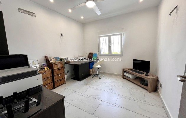 Revente - Villa - San Miguel de Salinas - Inland