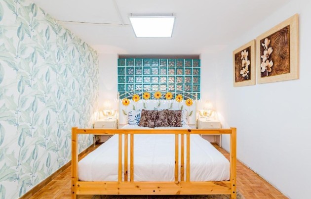 Revente - Appartement - Torrevieja - Acequion