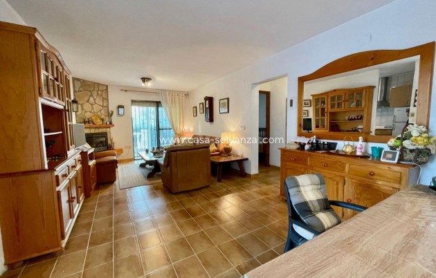 Resale - Villa - Benidorm - Urbanizaciones