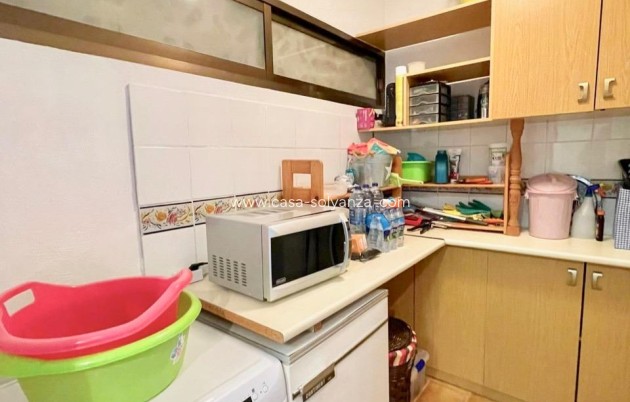 Resale - Villa - Benidorm - Urbanizaciones
