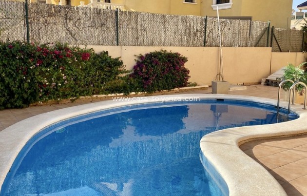 Wiederverkauf - Villa - Villamartin - Villamartín