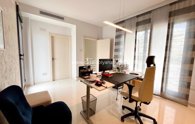 Revente - Villa - Dehesa De Campoamor - Costa Blanca