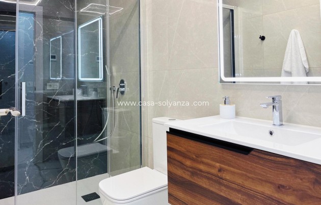 Wiederverkauf - Wohnung - Torrevieja - Playa del Cura