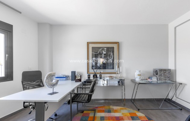 Revente - Villa - Torrevieja - Rosaleda