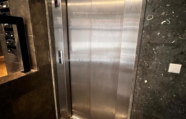 Revente - Appartement - Torrevieja - Centro - Muelle Pesquero