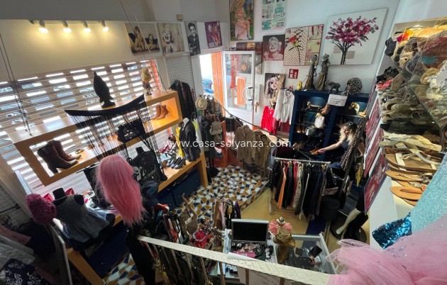 Revente - Commercial - Torrevieja