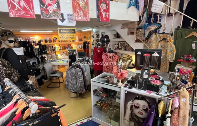 Revente - Commercial - Torrevieja