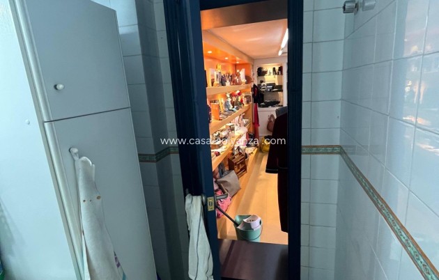 Revente - Commercial - Torrevieja