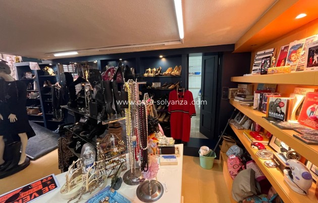 Revente - Commercial - Torrevieja