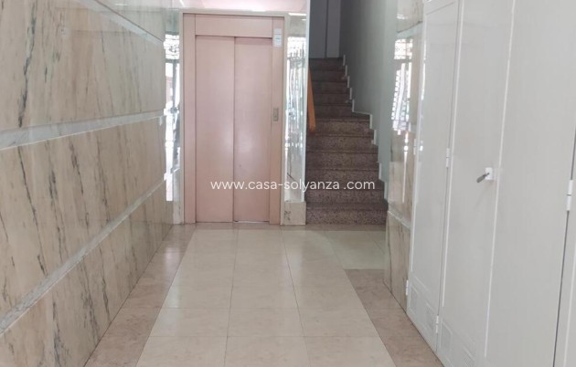 Wiederverkauf - Wohnung - Torrevieja - Center