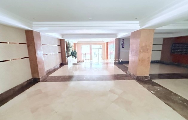 Revente - Appartement - Torrevieja - La Mata