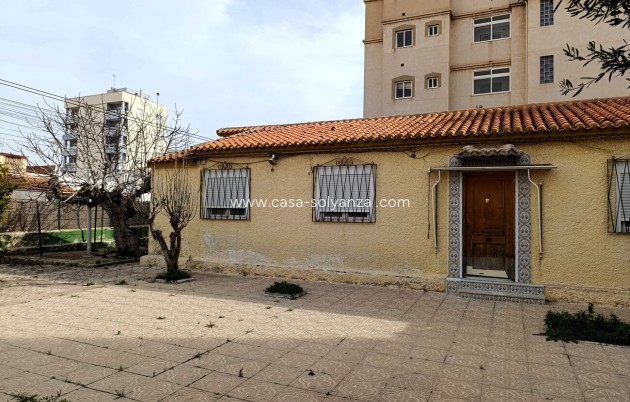 Revente - Country Property/Finca - Torrevieja - Nueva Torrevieja