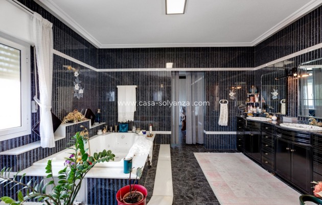 Revente - Villa - Torrevieja - San Luis