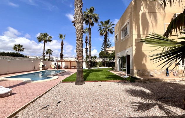 Resale - Villa - La Zenia - Costa Blanca