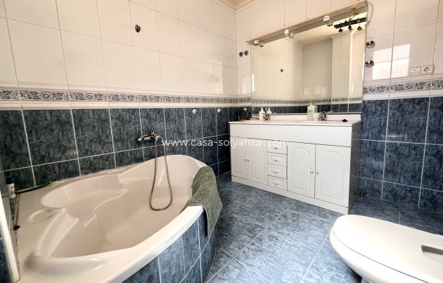 Resale - Villa - La Zenia - Costa Blanca