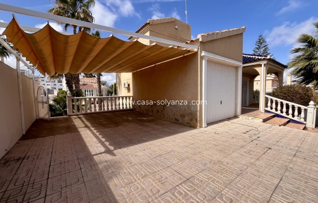 Resale - Villa - La Zenia - Costa Blanca