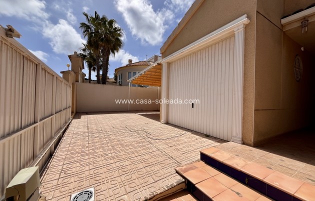 Resale - Villa - La Zenia - Costa Blanca
