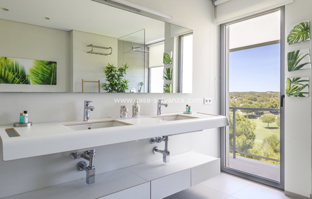 Wiederverkauf - Villa - Las Colinas Golf Resort - Costa Blanca