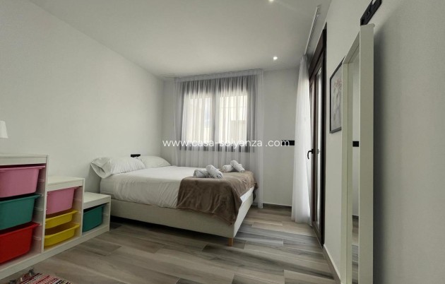 Revente - Villa - Los Balcones - Costa Blanca