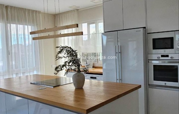 Revente - Villa - Orihuela - Urb. Montepinar