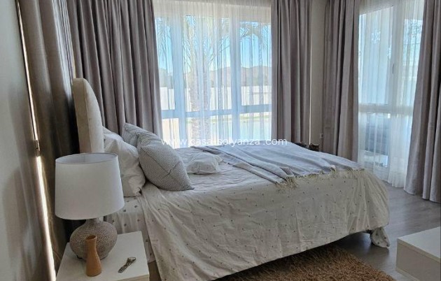 Revente - Villa - Orihuela - Urb. Montepinar