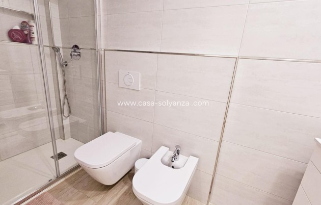 Revente - Appartement - Torrevieja - La Siesta