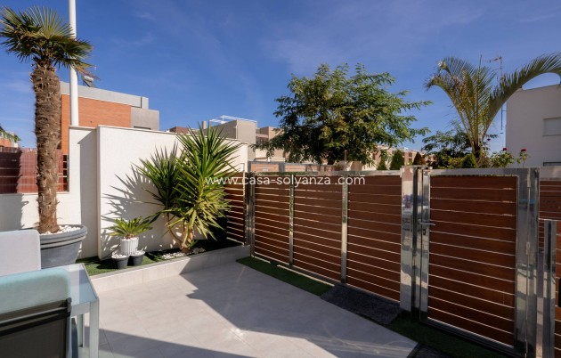 Wiederverkauf - Villa - Torrevieja - Aguas nuevas