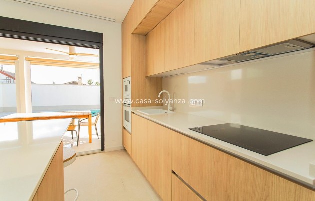 Revente - Maison de ville - Torrevieja - La Siesta