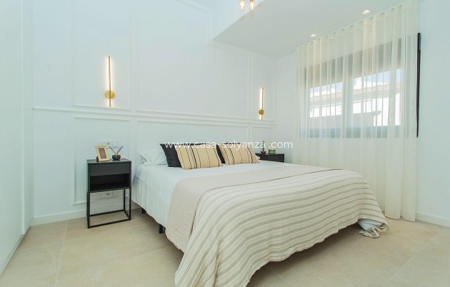 Revente - Maison de ville - Torrevieja - La Siesta