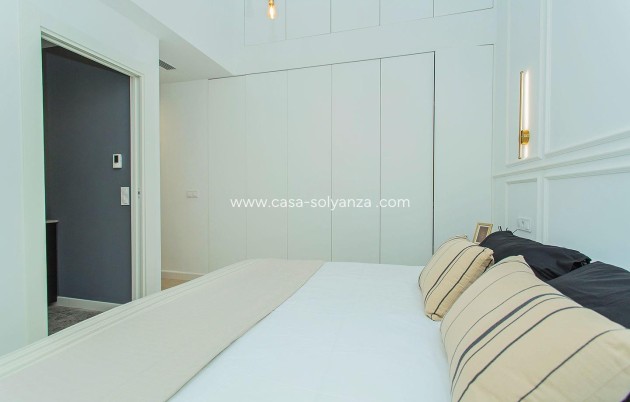 Revente - Maison de ville - Torrevieja - La Siesta