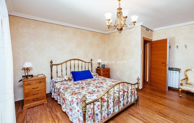 Revente - Villa - Los Montesinos - Montesinos  Los