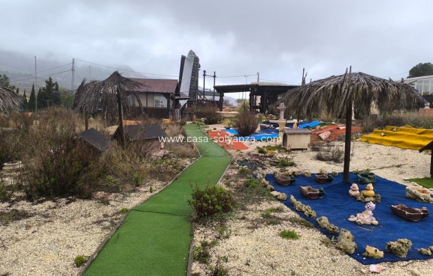 Revente - Commercial - La Romana - Inland