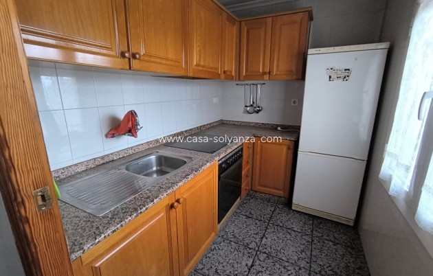 Revente - Maison de ville - Yecla - Inland