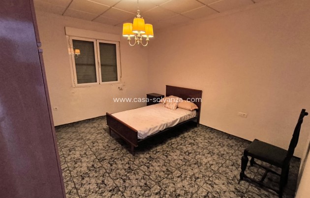 Revente - Maison de ville - Yecla - Inland