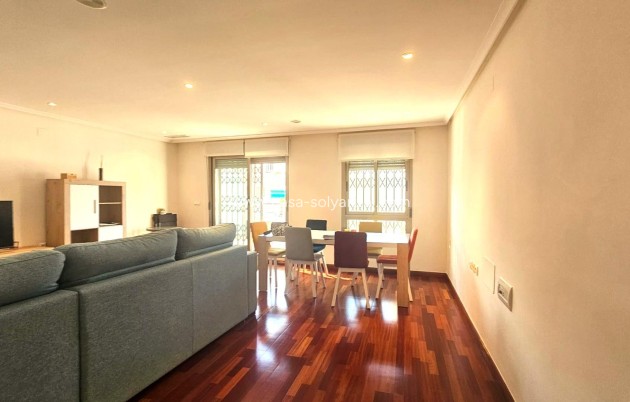 Reventa - Apartamento / piso - Torrevieja - Center