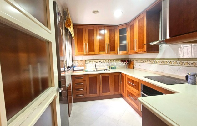 Reventa - Apartamento / piso - Torrevieja - Center