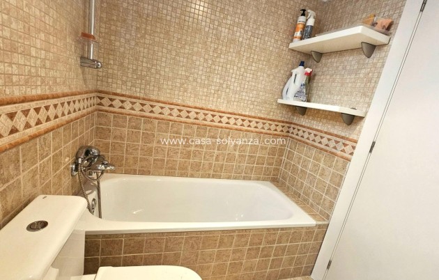 Reventa - Apartamento / piso - Torrevieja - Center