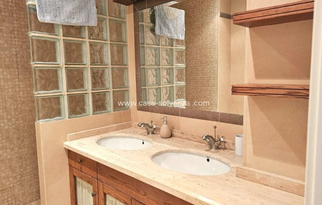 Reventa - Apartamento / piso - Torrevieja - Center