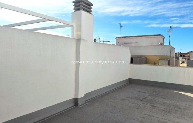 Reventa - Apartamento / piso - Torrevieja - Center
