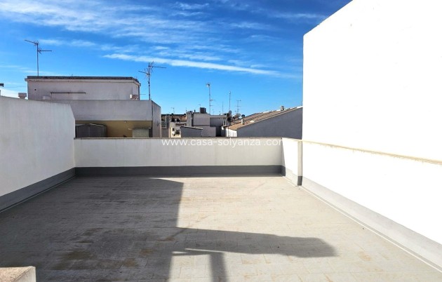 Reventa - Apartamento / piso - Torrevieja - Center