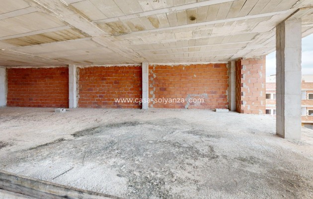 Revente - Commercial - Algorfa - La Finca Golf Resort